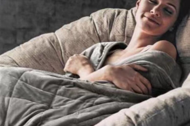 Build your own custom weighted blanket online (4)