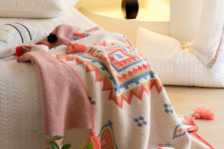 Buy wholesale custom knit throws (2)