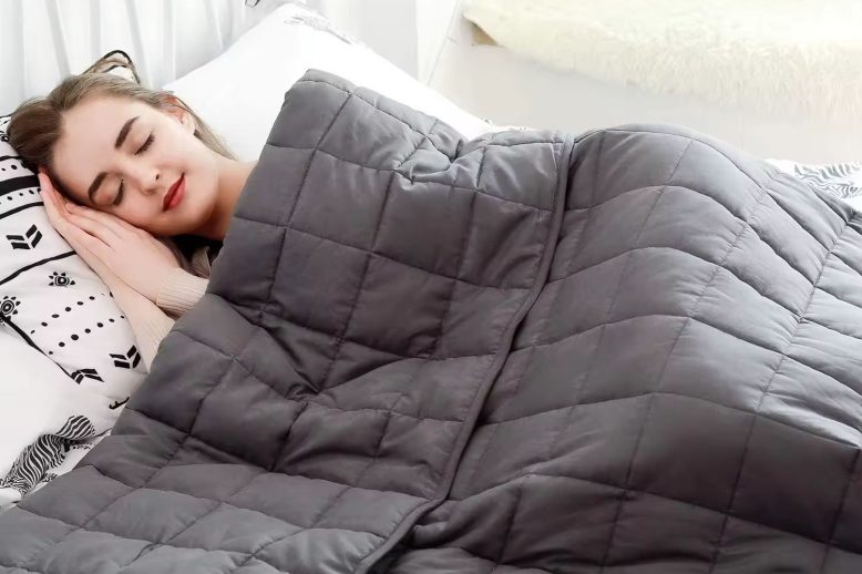 Custom weighted blankets craftsmanship and quality (3)