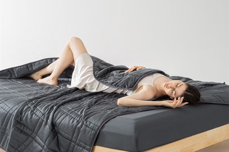 Handcrafted custom weighted blankets for you (1)